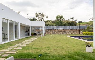 Casa de 5 alcobas en venta en Ciudad Jardin, Cali, 577 m² · foto 17 de 20