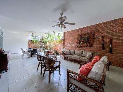 Casa de 4 alcobas en venta en Santa Rita, Cali, 393 m² · foto 5 de 20