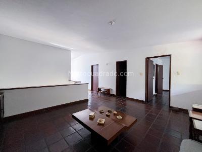 Casa de 4 alcobas en venta en Santa Rita, Cali, 393 m² · foto 15 de 20