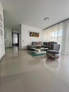 Apartamento en venta en Ciudad Jardin, Cali · foto 2 de 20