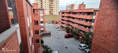 Apartamento de 3 alcobas en venta en Santa Anita, Cali, 73 m² · foto 4 de 19