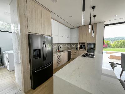 Casa de 5 alcobas en venta en Pance, Cali, 433 m² · foto 9 de 20