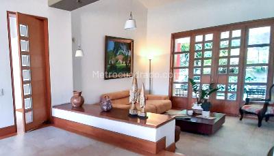 Casa de 5 alcobas en venta en Pance, Cali, 355 m² · foto 2 de 20