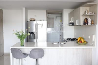 Apartamento en venta en Valle Del Lili, Cali · foto 10 de 20