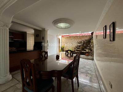 Casa de 5 alcobas en venta en Pampalinda, Cali, 188 m² · foto 4 de 20