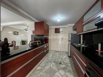 Casa de 5 alcobas en venta en Pampalinda, Cali, 188 m² · foto 6 de 20
