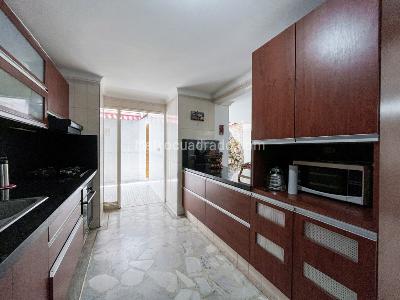 Casa de 5 alcobas en venta en Pampalinda, Cali, 188 m² · foto 7 de 20