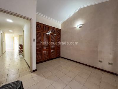Casa de 5 alcobas en venta en Pampalinda, Cali, 188 m² · foto 16 de 20