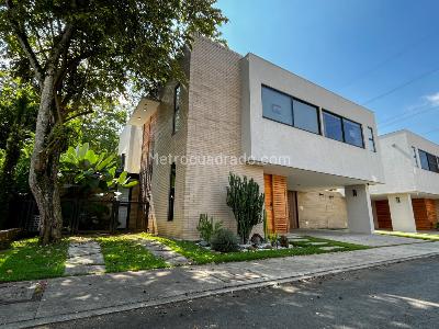 Casa de 4 alcobas en venta en Pance, Cali, 302 m² · foto 2 de 20