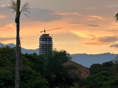 Apartamento de 4 alcobas en venta en Ciudad Jardin, Cali, 375 m² · foto 15 de 20