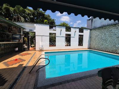Casa de 5 alcobas en venta en Ciudad Jardin, Cali, 750 m² · foto 3 de 20