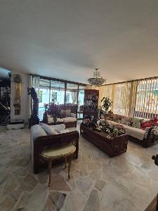 Casa de 5 alcobas en venta en Ciudad Jardin, Cali, 750 m² · foto 14 de 20