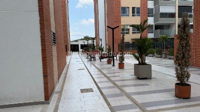 Apartamento en venta en Pance, Cali · foto 18 de 18