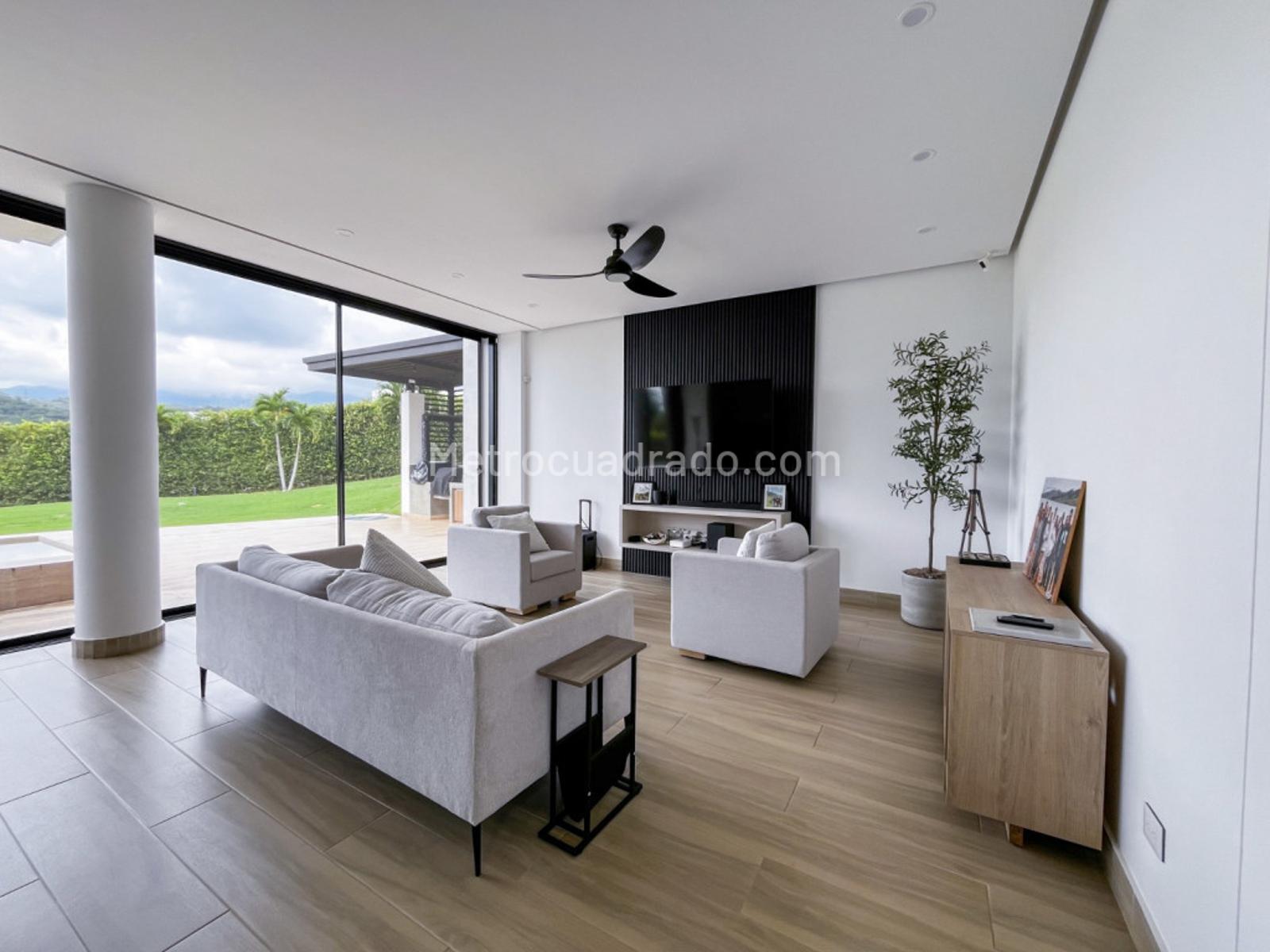 Casa de 5 habitaciones en arriendo en Pance, Cali — imagen 1 de 20