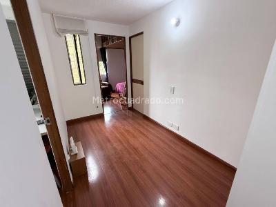 Apartamento de 3 alcobas en venta en Santa Helena El Prado, Bogotá, 94 m² · foto 18 de 20