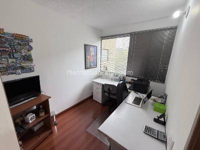 Apartamento de 3 alcobas en venta en Santa Helena El Prado, Bogotá, 94 m² · foto 6 de 20