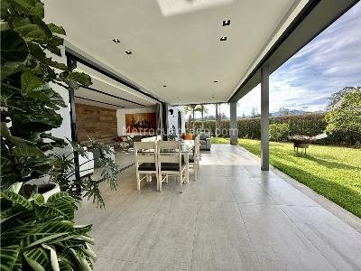 Casa de 5 alcobas en venta en Llanogrande, Rionegro, 800 m² · foto 9 de 20