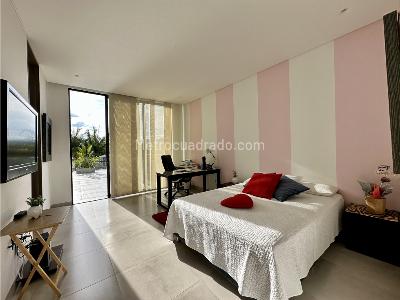 Casa de 5 alcobas en venta en Llanogrande, Rionegro, 800 m² · foto 17 de 20