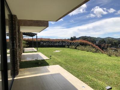 Casa de 5 alcobas en venta en Alto De Las Palmas, Envigado, 560 m² · foto 11 de 13