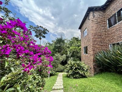Casa de 5 alcobas en venta en El Escobero, Envigado, 656 m² · foto 9 de 20