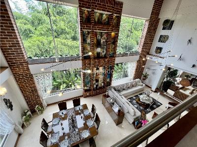 Casa de 5 alcobas en venta en El Escobero, Envigado, 656 m² · foto 14 de 20