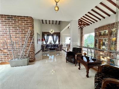 Casa de 5 alcobas en venta en El Escobero, Envigado, 656 m² · foto 15 de 20