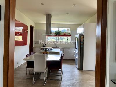 Casa de 5 alcobas en venta en Acuarela, Envigado, 607 m² · foto 8 de 20