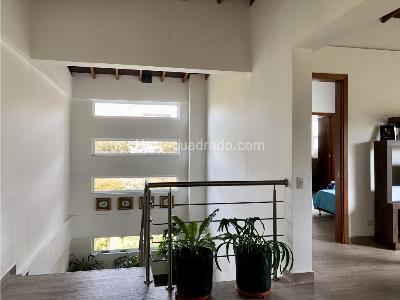 Casa de 5 alcobas en venta en Acuarela, Envigado, 607 m² · foto 12 de 20