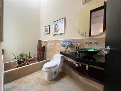Casa de 4 alcobas en venta en Acuarela, Envigado, 412 m² · foto 12 de 20