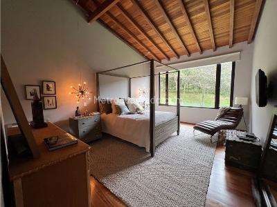 Casa de 4 alcobas en venta en Acuarela, Envigado, 412 m² · foto 19 de 20