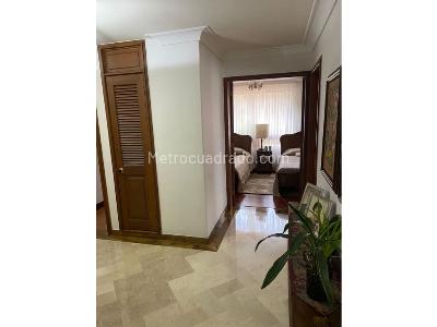 Apartamento de 5 alcobas en venta en El Poblado, Medellín, 356 m² · foto 13 de 20