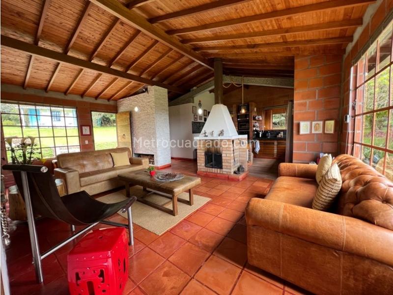 Casa – Medellín, Terminal de Transporte, Castilla - Más