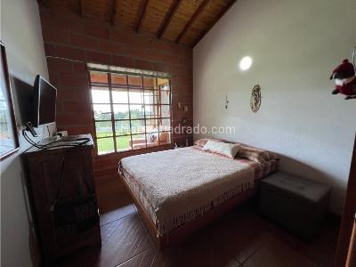 Casa de 4 alcobas en venta en Perico, Medellín, 200 m² · foto 18 de 20