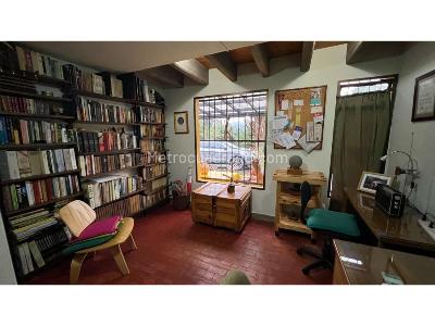 Casa de 3 alcobas en venta en Alto De Las Palmas, Envigado, 235 m² · foto 8 de 20