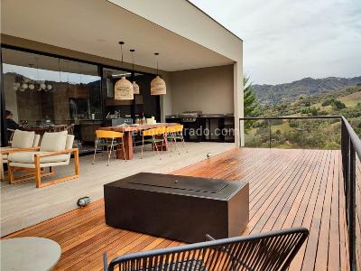 Casa de 3 alcobas en venta en Variante Aeropuerto A Sajonia, Rionegro, 328 m² · foto 12 de 12