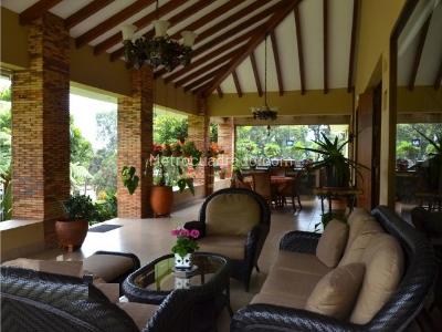 Casa de 4 alcobas en venta en Via Don Diego Llanogrande, Rionegro, 674 m² · foto 4 de 14