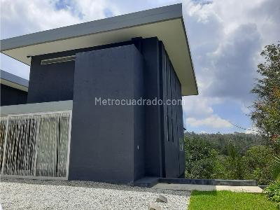 Casa de 4 alcobas en venta en Pantanillo Cebadero, Envigado, 600 m² · foto 19 de 20