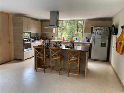 Casa de 3 alcobas en venta en El Escobero, Envigado, 400 m² · foto 7 de 7