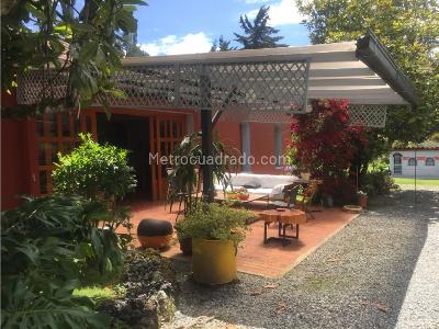 Casa de 4 alcobas en venta en Alto De Las Palmas, Envigado, 435 m² · foto 2 de 9
