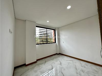 Casa de 5 alcobas en venta en El Porvenir, Rionegro, 240 m² · foto 4 de 14