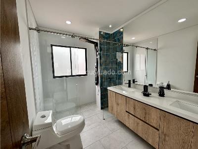 Casa de 5 alcobas en venta en El Porvenir, Rionegro, 240 m² · foto 5 de 14