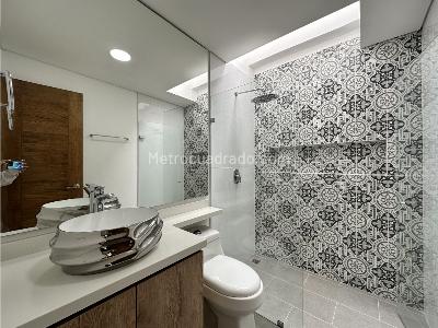 Casa de 5 alcobas en venta en El Porvenir, Rionegro, 240 m² · foto 7 de 14