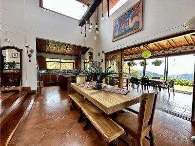 Casa de 4 alcobas en venta en La Catedral, Sabaneta, 353 m² · foto 6 de 20