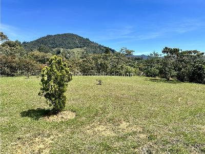 Casa de 3 alcobas en venta en Pontezuela, Rionegro, 275 m² · foto 3 de 20