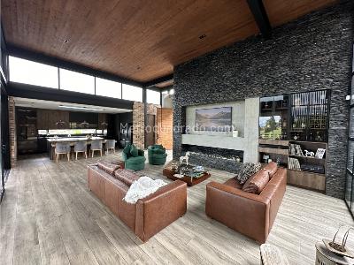 Casa de 4 alcobas en venta en Via San Antonio La Ceja, Rionegro, 416 m² · foto 6 de 19