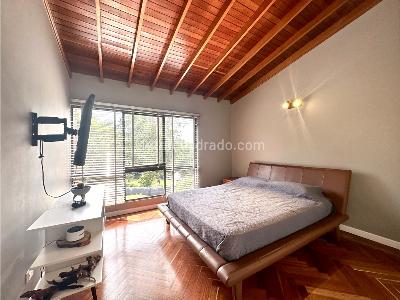 Casa de 4 alcobas en venta en El Poblado, Medellín, 140 m² · foto 15 de 15