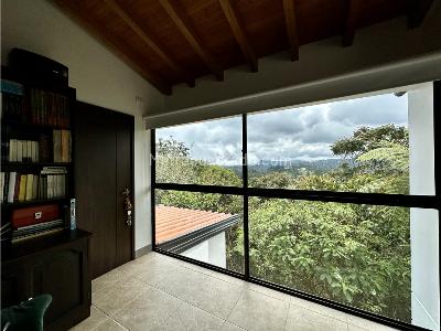 Casa de 3 alcobas en venta en El Escobero, Envigado · foto 12 de 13