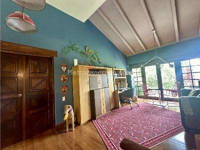 Casa de 5 alcobas en venta en Cabeceras, Rionegro, 570 m² · foto 10 de 20