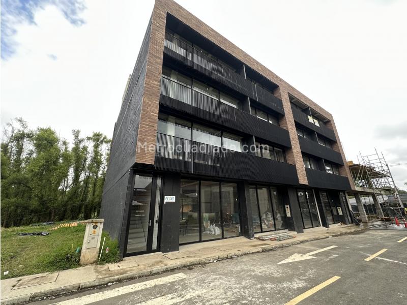 Image 16420-M5636024_43