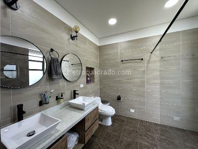 Casa de 4 alcobas en venta en Llanogrande, Rionegro, 320 m² · foto 7 de 17